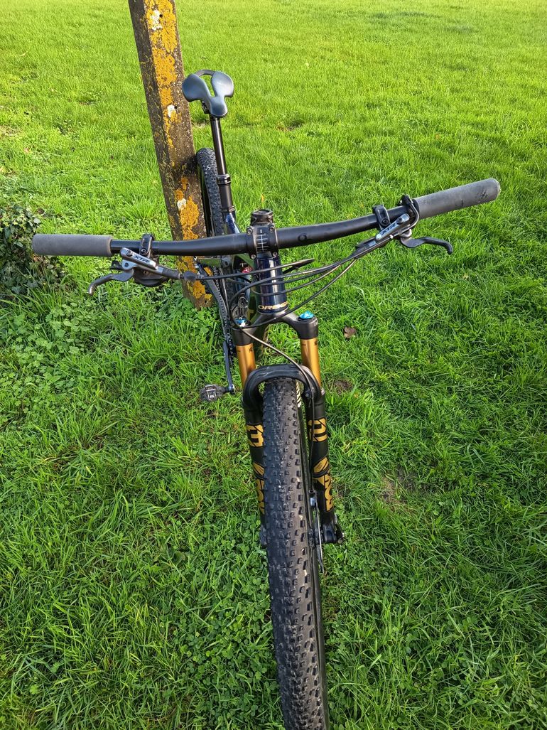 Used Orbea OIZ M TEAM 2021 2021 Mountainbike, Blue, 29 — image 2 of 4