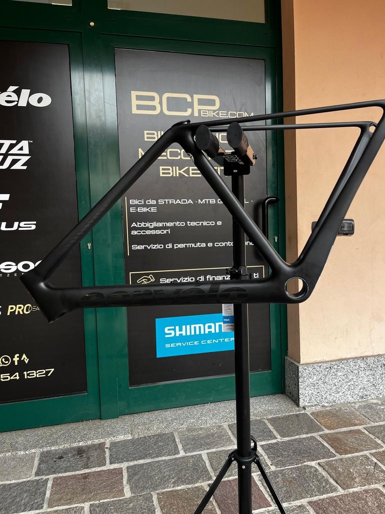 Used Cervélo Frameset Cervelò R5 2025 Frameset 2025 Road & Gravel, Black — image 7 of 8