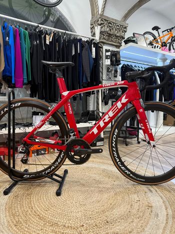 Used Trek Madone Edición Team Issue T-54 2017 Road & Gravel