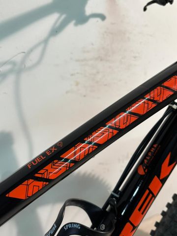 Použité Trek Fuel EX 9 27.5 2015 2015 Mountainbike — obrázek 13 z 17