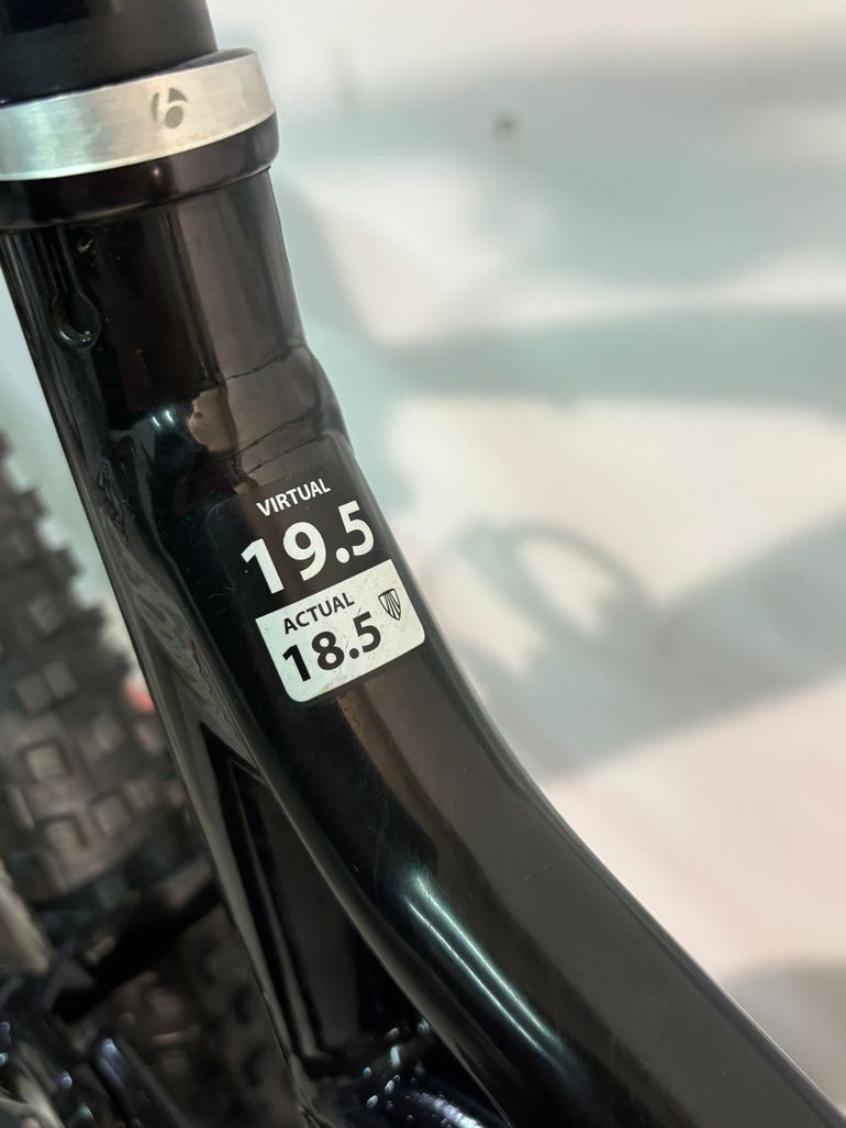 Použité Trek Fuel EX 9 27.5 2015 2015 Mountainbike — obrázek 14 z 17