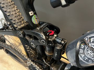 Used Giant Anthem Sram Eagle Transmission XX SL 2022 Mountainbike, Black — image 4 of 7