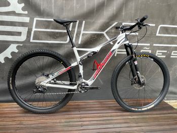 Used Specialized Epic Shimano Deore XT 2016 MTB