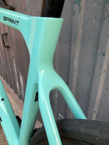 Used Bianchi Sprint Shimano 105 2024 Road & Gravel, Blue — image 11 of 11
