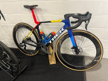Used Trek Madone Campagnolo Super Record EPS 2025 Road & Gravel