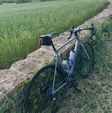 Used Canyon Ultimate CF SL 8 Disc 2021 2021 Road & Gravel, Light Gray — image 1 of 3
