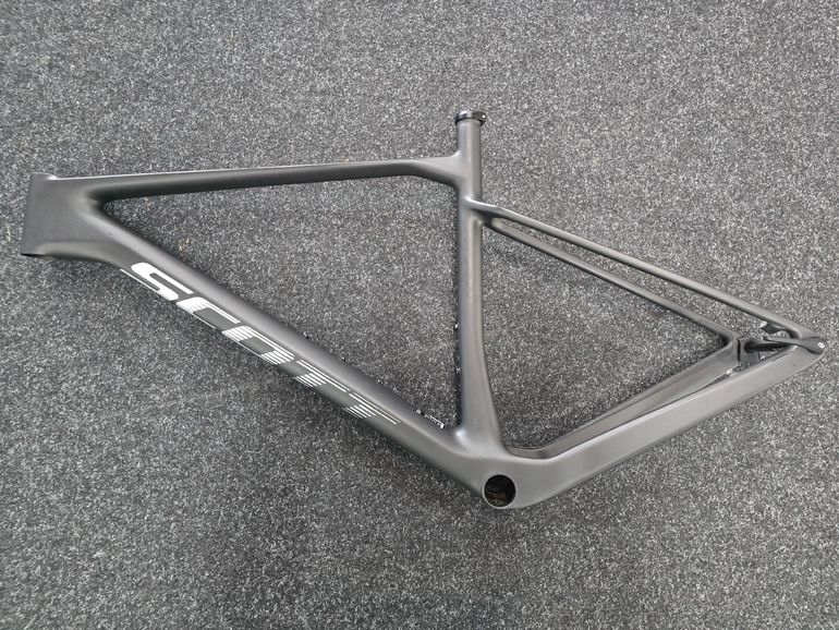 Used Scott Scale 940 2024 Mountainbike, Black — image 2 of 5