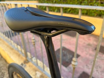Used Giant Defy Advanced Pro 1 2021 2021 Road & Gravel, Blue — image 8 of 12