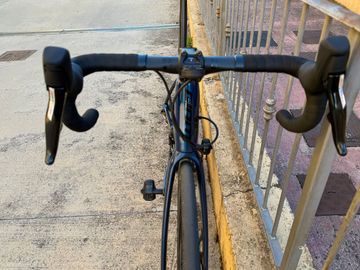 Used Giant Defy Advanced Pro 1 2021 2021 Road & Gravel, Blue — image 6 of 12