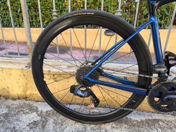 Used Giant Defy Advanced Pro 1 2021 2021 Road & Gravel, Blue — image 2 of 12