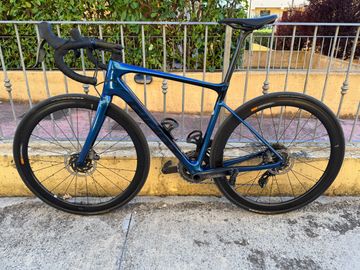 Used Giant Defy Advanced Pro 1 2021 2021 Road & Gravel, Blue — image 9 of 12