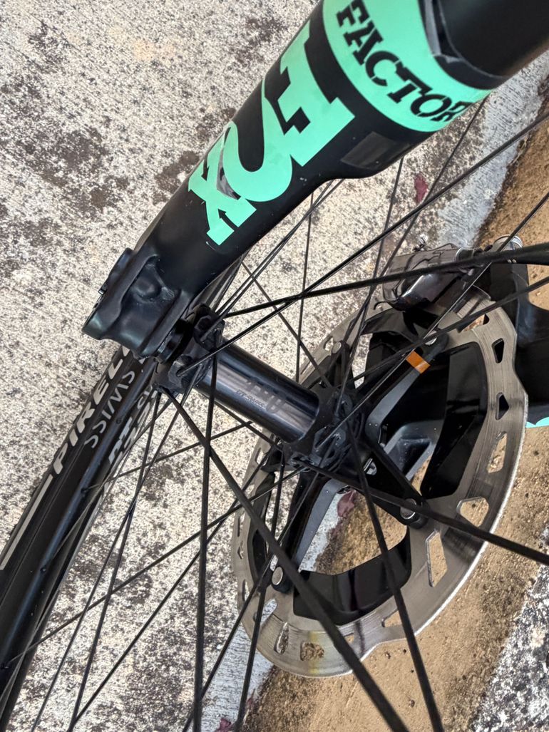 Used Orbea OIZ M-LTD 2020 2020 Mountainbike, Green, 29 — image 7 of 15