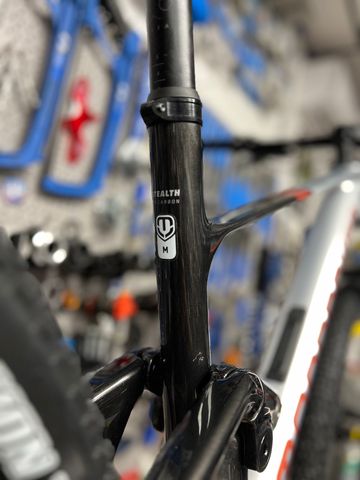 Used Mondraker F-podium SRAM GX Eagle AXS (T-Type) 2025 Mountainbike, Light Gray — image 5 of 16