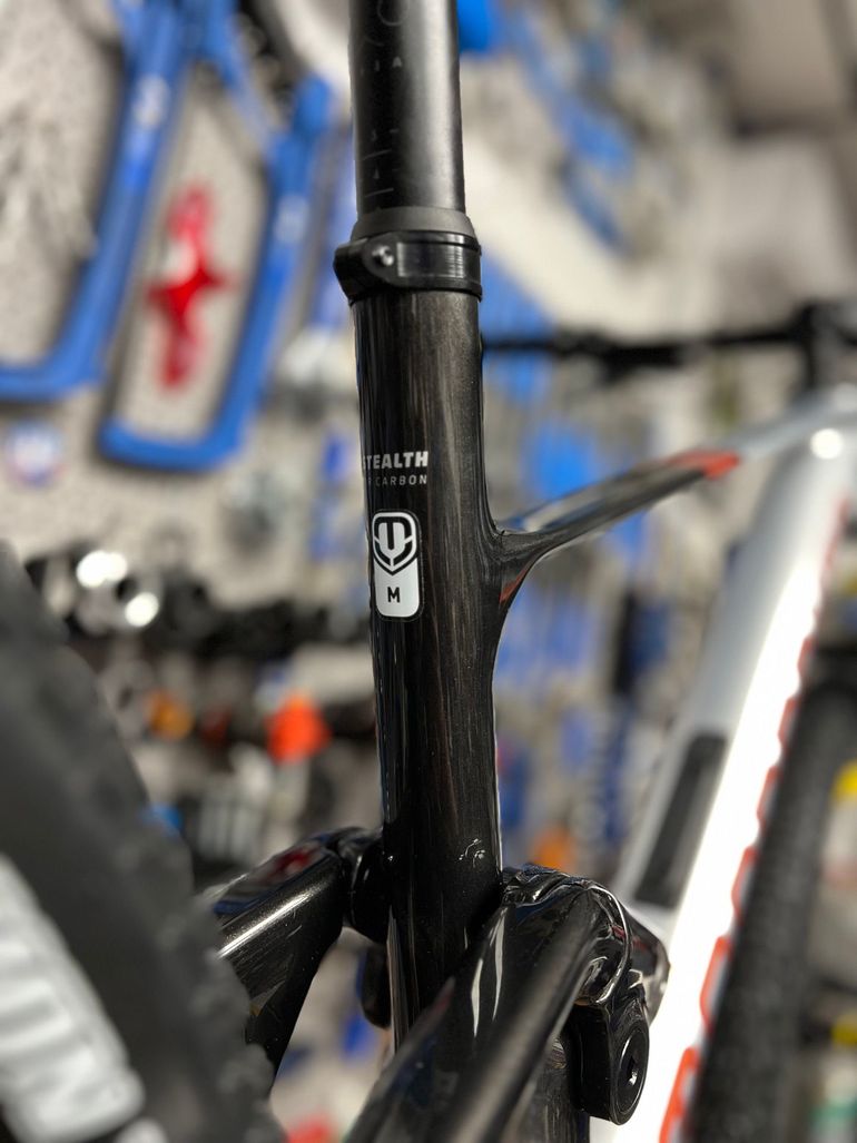 Used Mondraker F-podium SRAM GX Eagle AXS (T-Type) 2025 Mountainbike, Light Gray — image 5 of 16