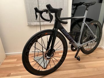 Used Giant Propel Advanced SL 0 2024 2024 Road & Gravel, Blue — image 2 of 3
