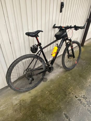 Used CUBE RACE ONE 2017 2017 Mountainbike, Black, 27.5, 29 — image 12 of 16