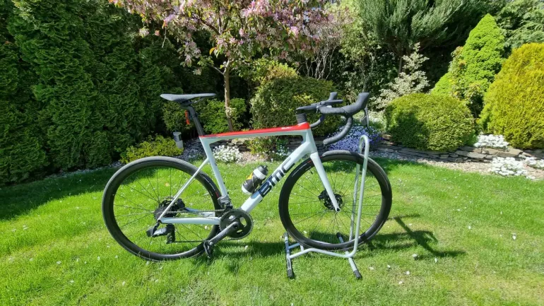 Used BMC Teammachine SLR01 Disc Three 2020 Road & Gravel, White — image 1 of 8