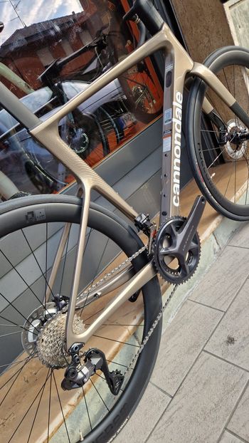Used Cannondale SupeSix EVO 2 2025 Road & Gravel, Light Gray — image 5 of 7