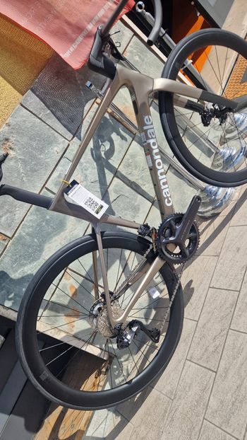Used Cannondale SupeSix EVO 2 2025 Road & Gravel, Light Gray — image 2 of 7