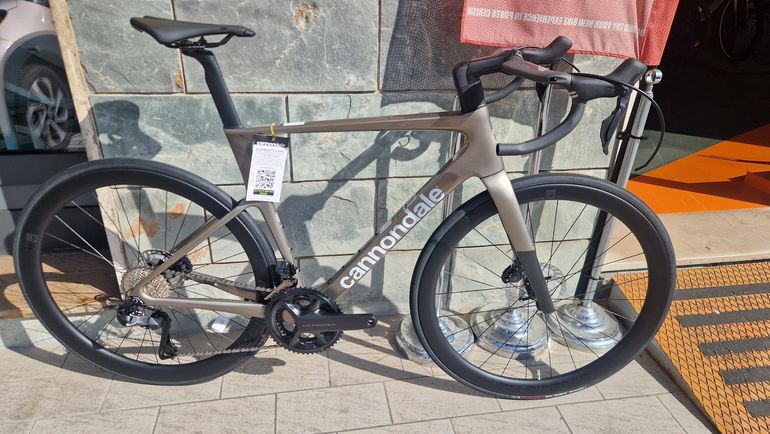 Used Cannondale SupeSix EVO 2 2025 Road & Gravel, Light Gray — image 6 of 7