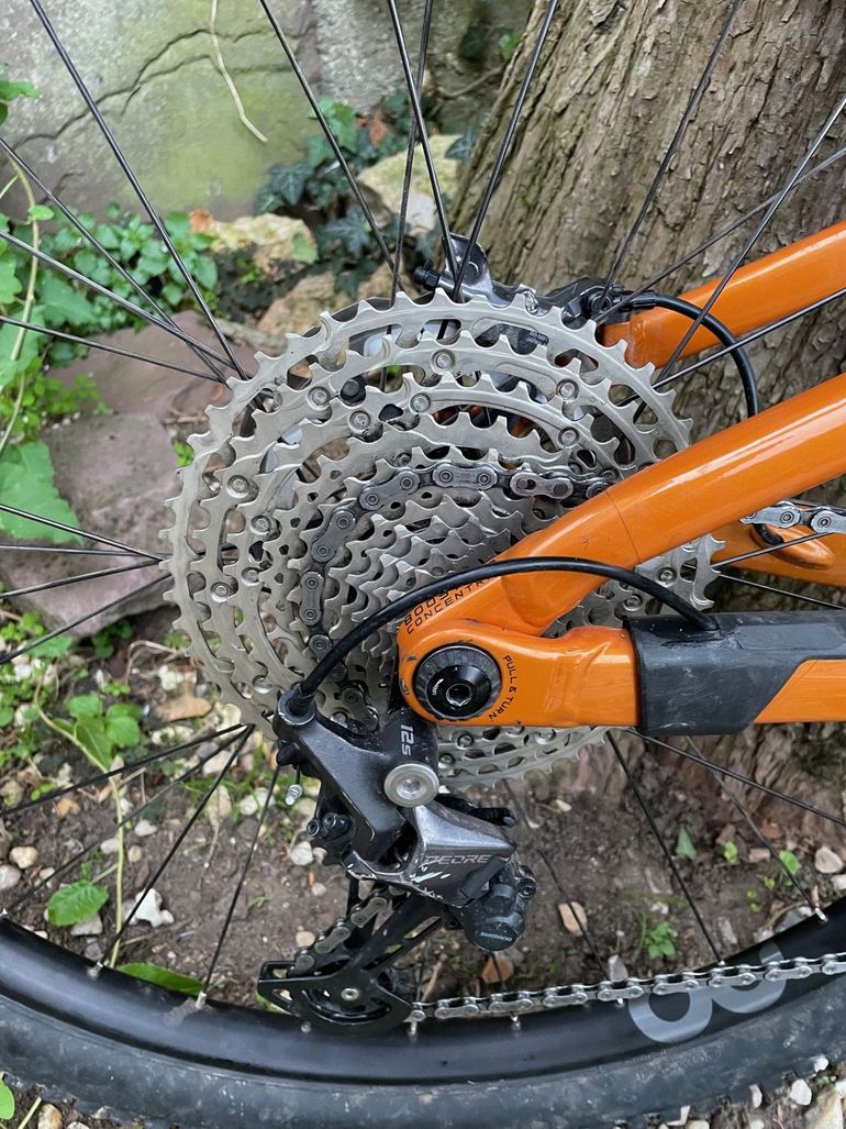 Used Orbea H30 2022 Mountainbike, Black — image 3 of 3