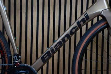 Used Bianchi Impulso PRO GRX 820 disc 2024 2024 Road & Gravel, Black — image 3 of 10