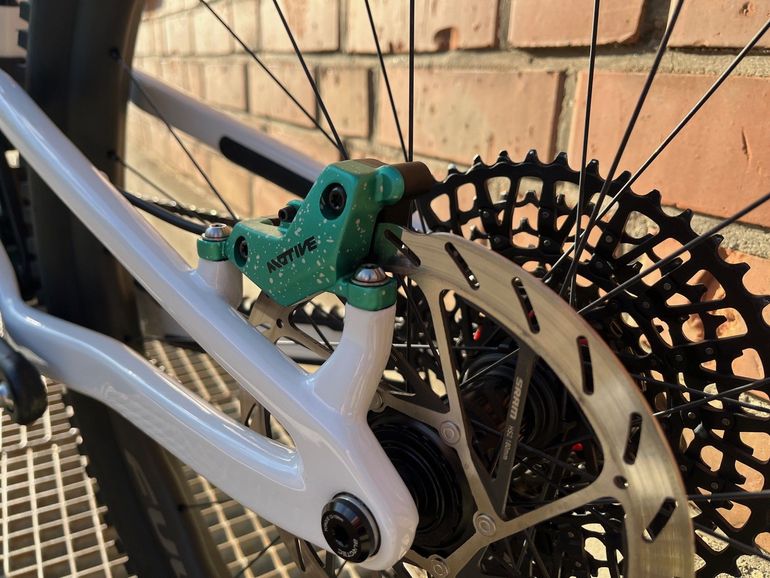 Santa Cruz Tallboy SRAM X0 Eagle AXS (T-Type) 2024 Mountainbike usato, Bianco — immagine 5 di 8