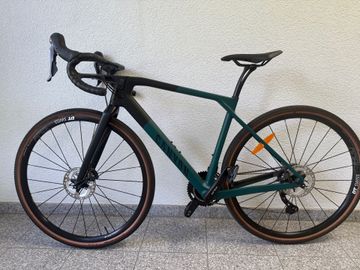 Used Canyon Grail Shimano GRX 2022 Road & Gravel, Green — image 2 of 9