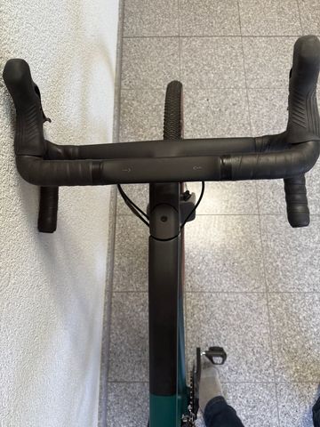 Used Canyon Grail Shimano GRX 2022 Road & Gravel, Green — image 3 of 9
