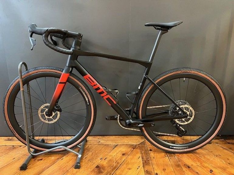 Used BMC Kaius 01 Four 2025 Road & Gravel, Black — image 3 of 3