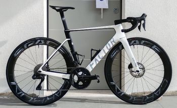 Used Factor Ostro Shimano Ultegra Di2 2024 Road & Gravel