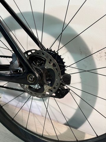 Used Trek Emonda SL6 2021 Road & Gravel, Red — image 6 of 11