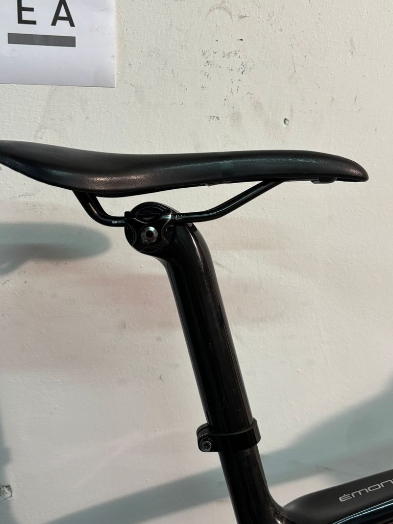 Used Trek Emonda SL6 2021 Road & Gravel, Red — image 7 of 11