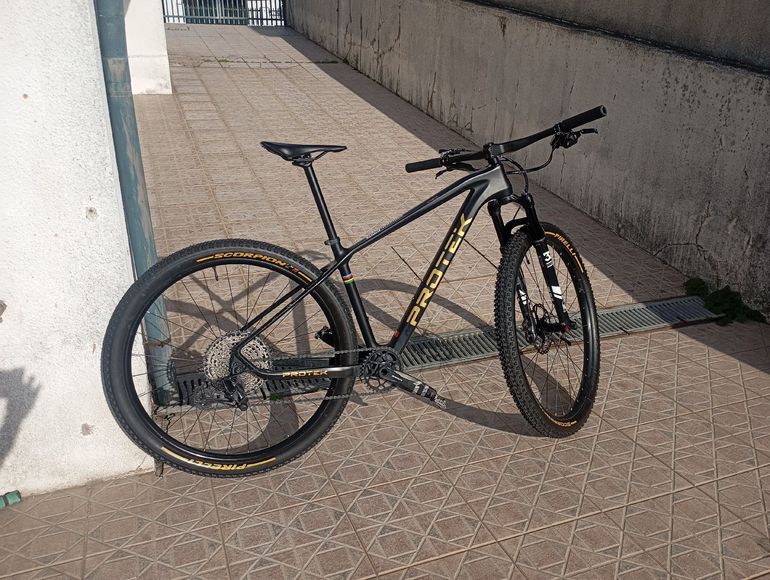 Used Protek V9c 2020 Mountainbike, Black — image 5 of 5