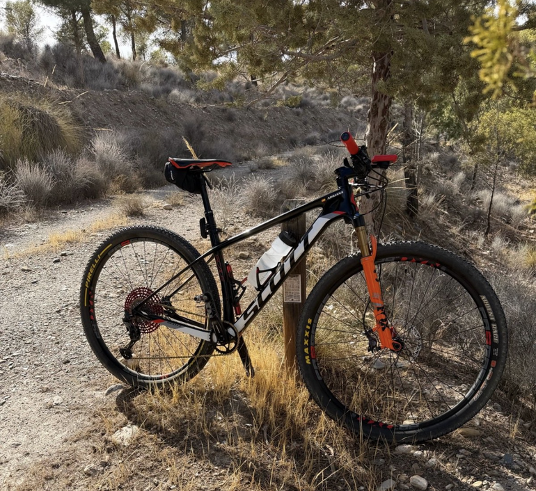 Used Scott Scale 930 2019 2019 Mountainbike, Black, 29 — image 2 of 6