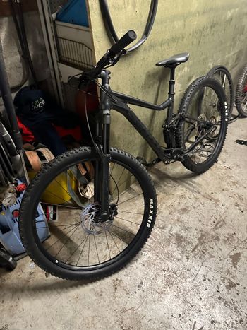 Used Giant Stance 29 1 2022 2022 Mountainbike, Black, 29 — image 2 of 3
