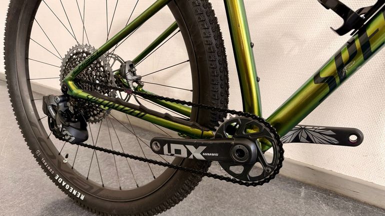 Used Specialized Chisel Frameset 2023 Individualaufbau 2023 Mountainbike, Green — image 3 of 9