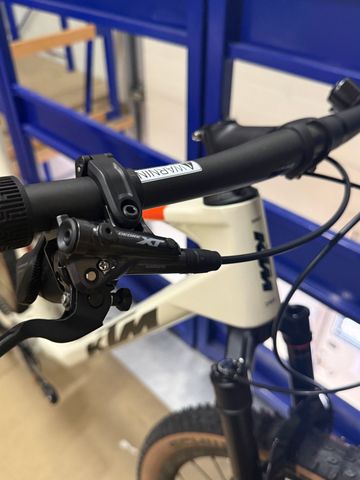 Used KTM Scarp Prime 2025 Mountainbike, White — image 4 of 8