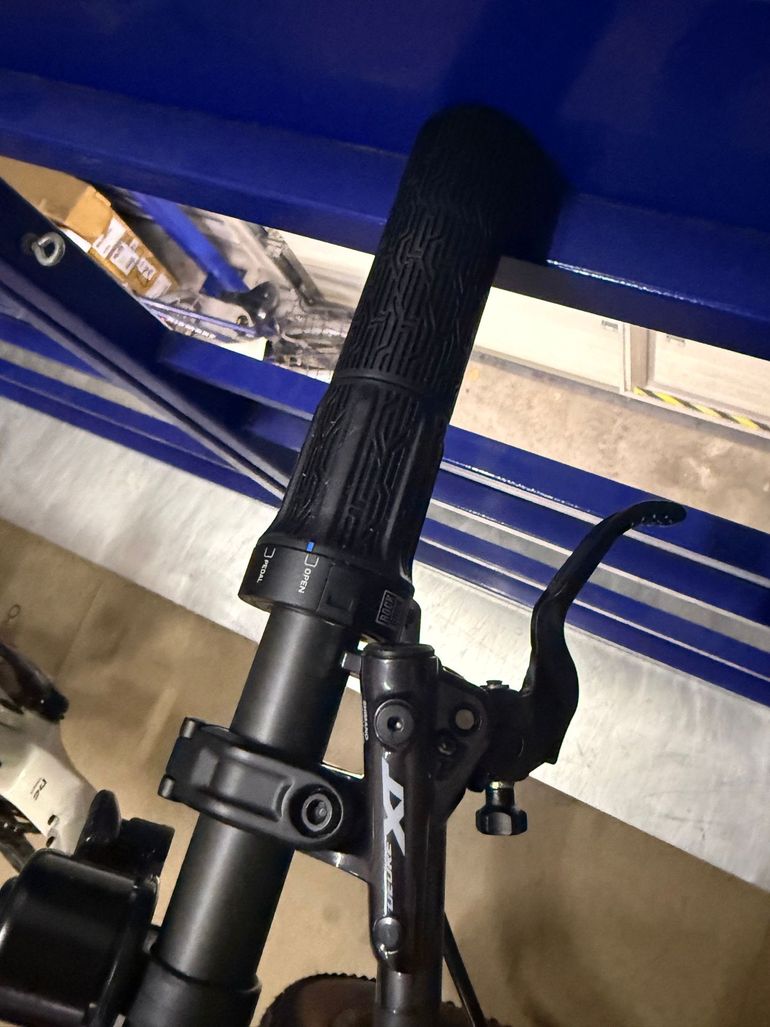 Used KTM Scarp Prime 2025 Mountainbike, White — image 5 of 8