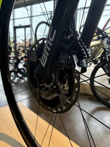 Used BMC Teammachine SLR01 TWO 2023 2023 Road & Gravel, Black — image 5 of 7