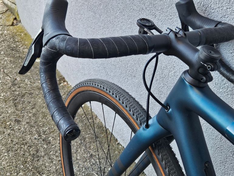 Used Specialized Crux Pro 2025 2025 Road & Gravel, Blue — image 7 of 7
