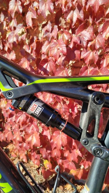 Used Cannondale Habit Carbone 3 2016 Mountainbike, Black — image 11 of 12