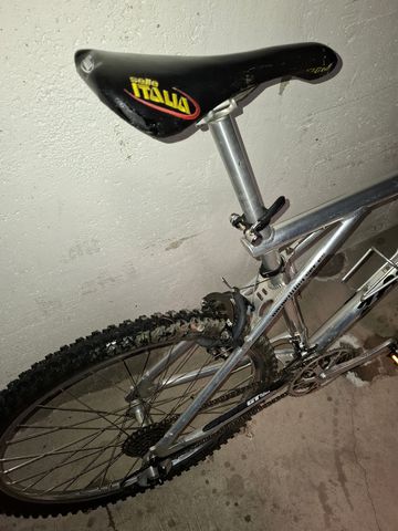 Used GT Zaskar 1991 1991 Mountainbike, Light Gray, 26 — image 7 of 10