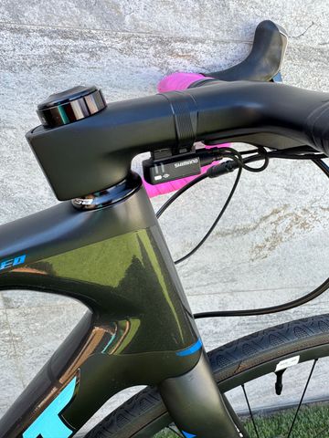 Used Giant Defy Shimano Ultegra Di2 2022 Road & Gravel, Black — image 4 of 13