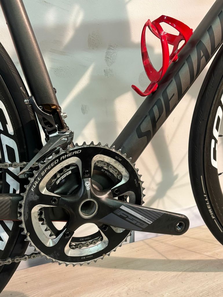 Used Specialized Tarmac Expert 2016 2016 Road & Gravel, Light Gray — image 8 of 10