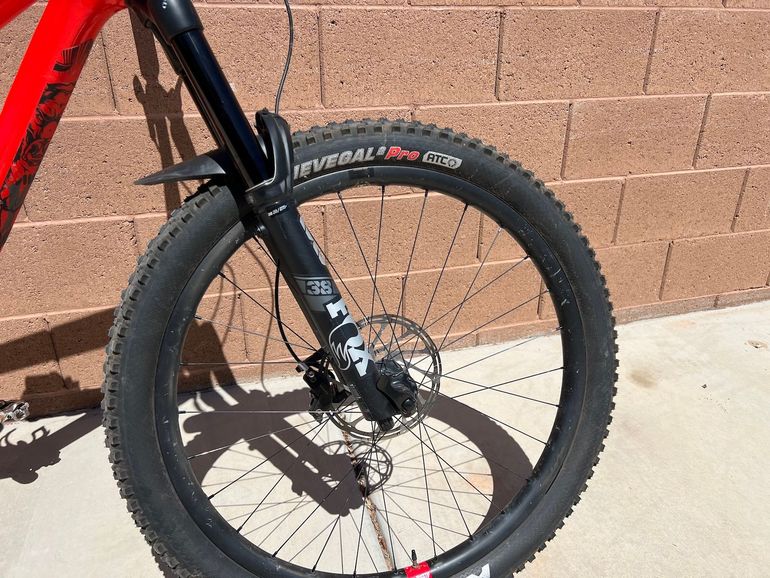 Used YT Industries Capra CORE 3 29 2022 2022 Mountainbike, Red, 29 — image 7 of 7