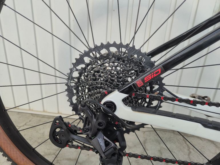 Used Trek Procaliber 2022 Mountainbike, White — image 7 of 10