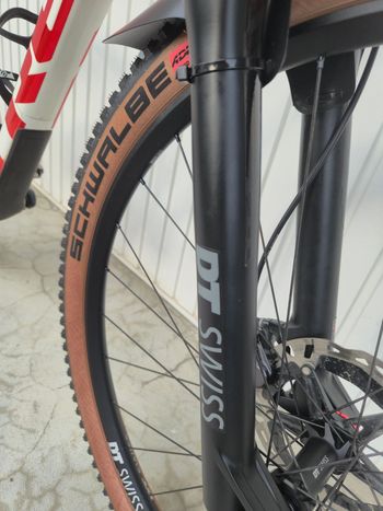 Used Trek Procaliber 2022 Mountainbike, White — image 6 of 10