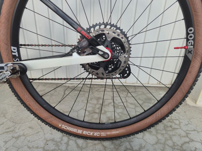 Used Trek Procaliber 2022 Mountainbike, White — image 4 of 10