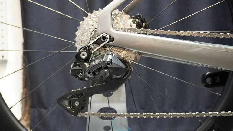 Used Merida REACTO 5000 2025 2025 Road & Gravel, Light Gray — image 4 of 12
